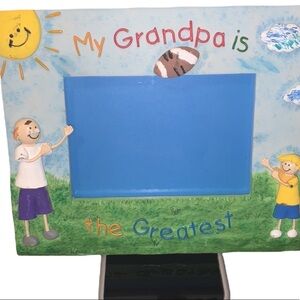 EUC Greatest Grandpa frame